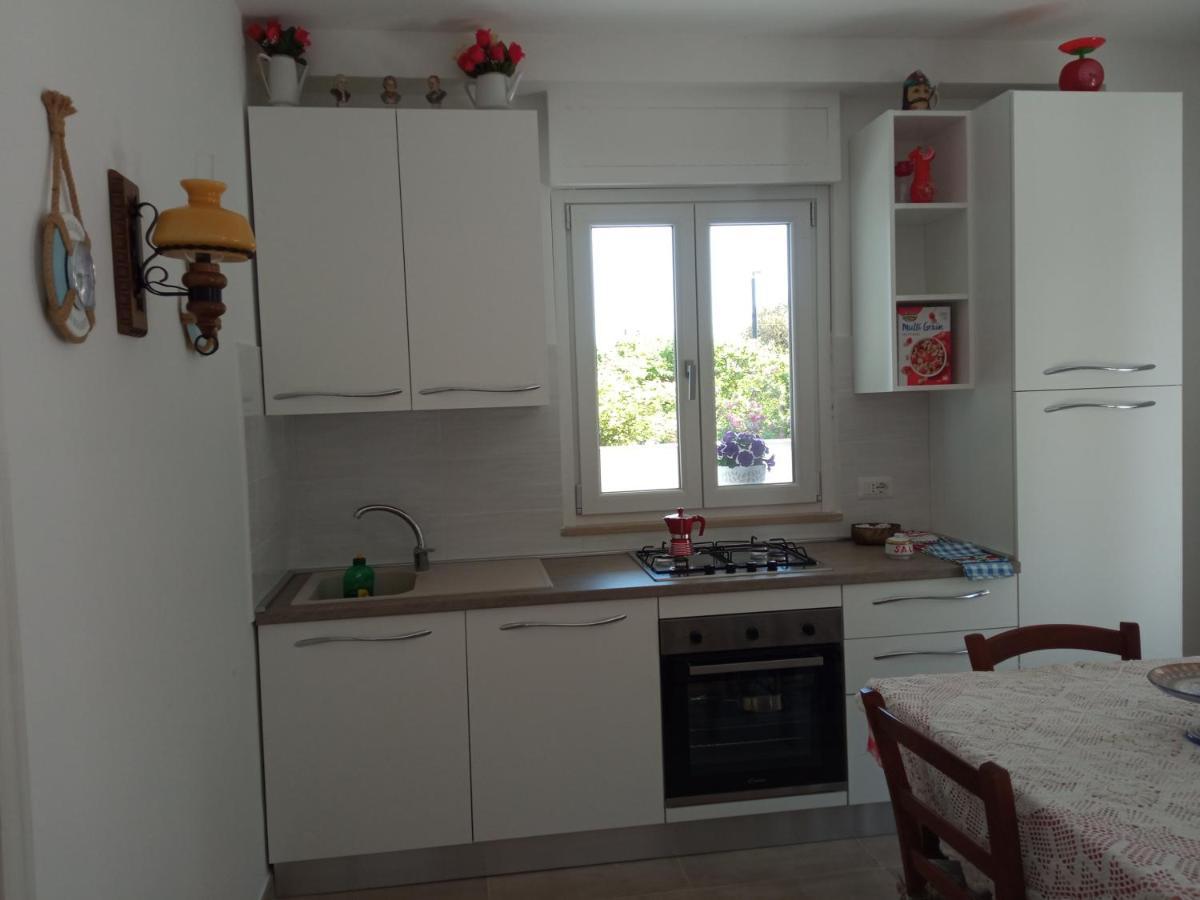 La Vela Fronte Mare Apartment
